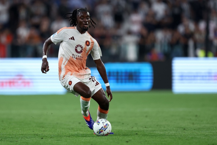 意媒：科内本人渴望留队，罗马方面财务压力或迫使其今夏出售球员