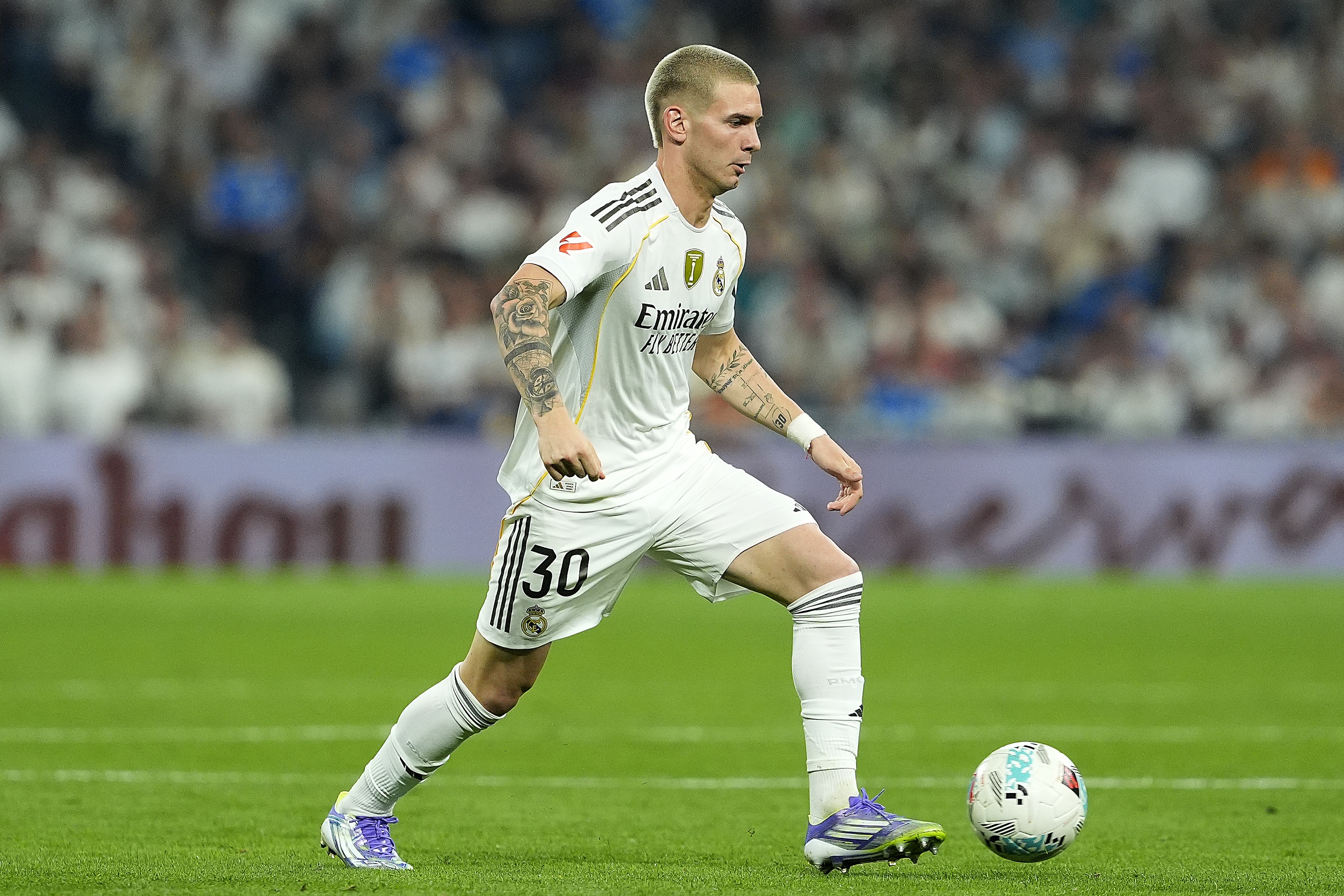 乐鱼网址-阿斯：马斯坦托诺用表现征服了皇马球迷，阿隆索考虑本轮让他首发