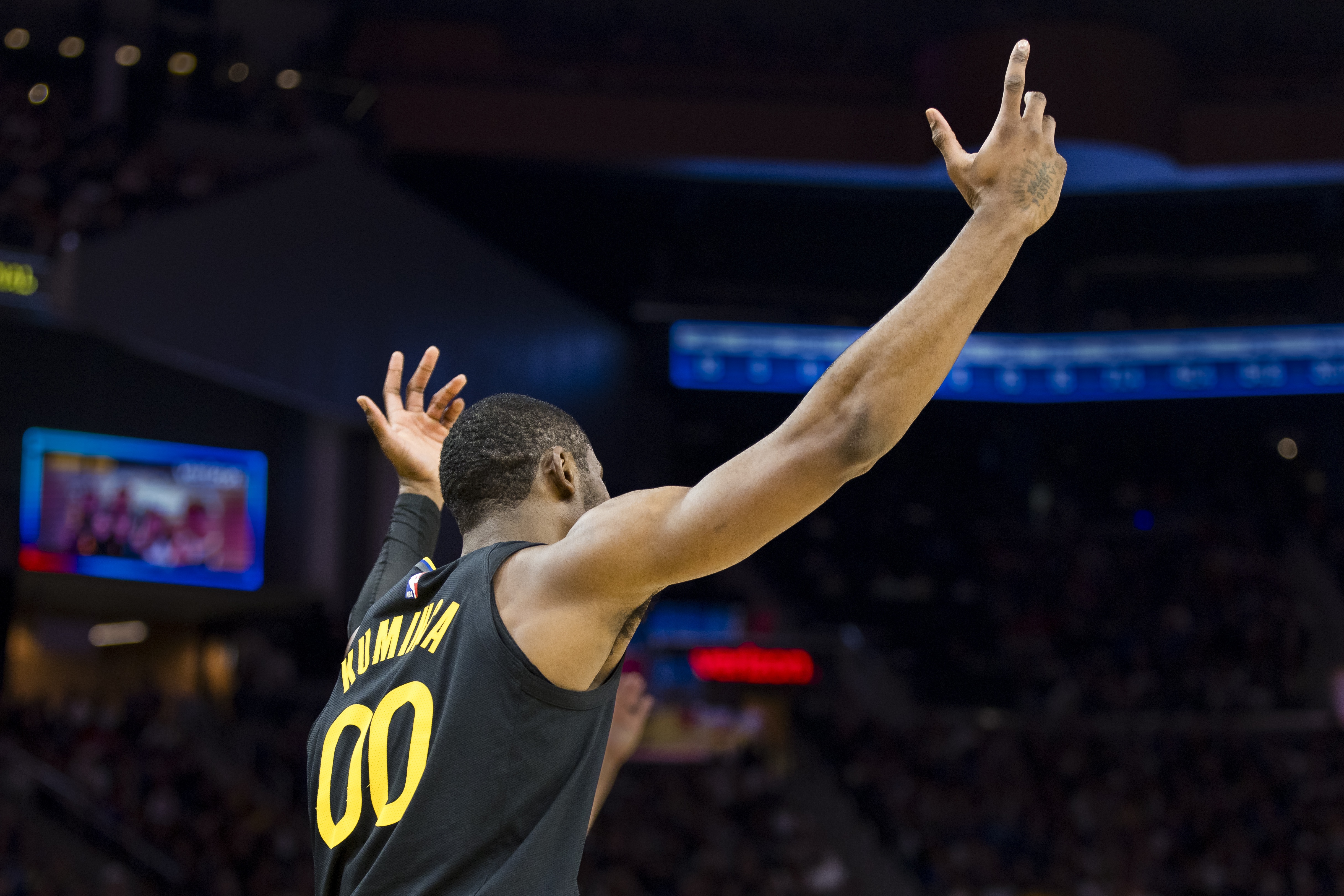 2021年前8顺位新秀只有吉迪&amp;库明加未续约 其他6人最低年薪3000万