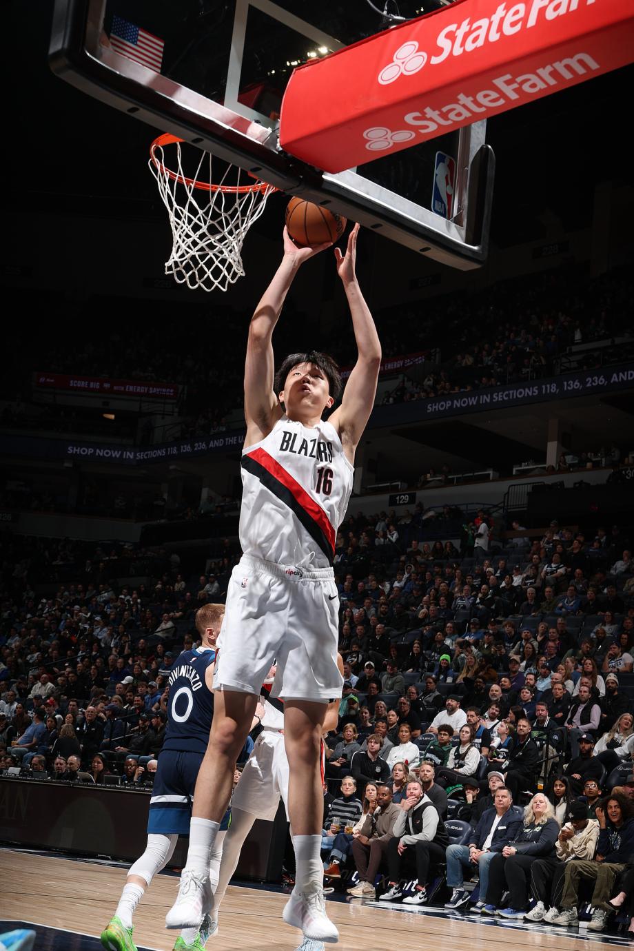 乐鱼网址-杨瀚森2+1+1兰德尔赛季新高41分 开拓者不敌森林狼