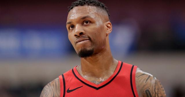 乐鱼体育平台-利拉德因下腹伤病缺席战掘金 奥运期间便受此困扰